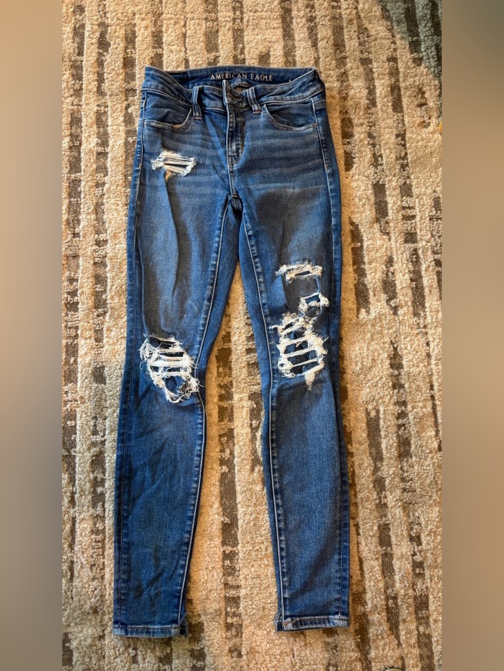 American Eagle Outfitters Distressed Dark Blue Skinny Jeans